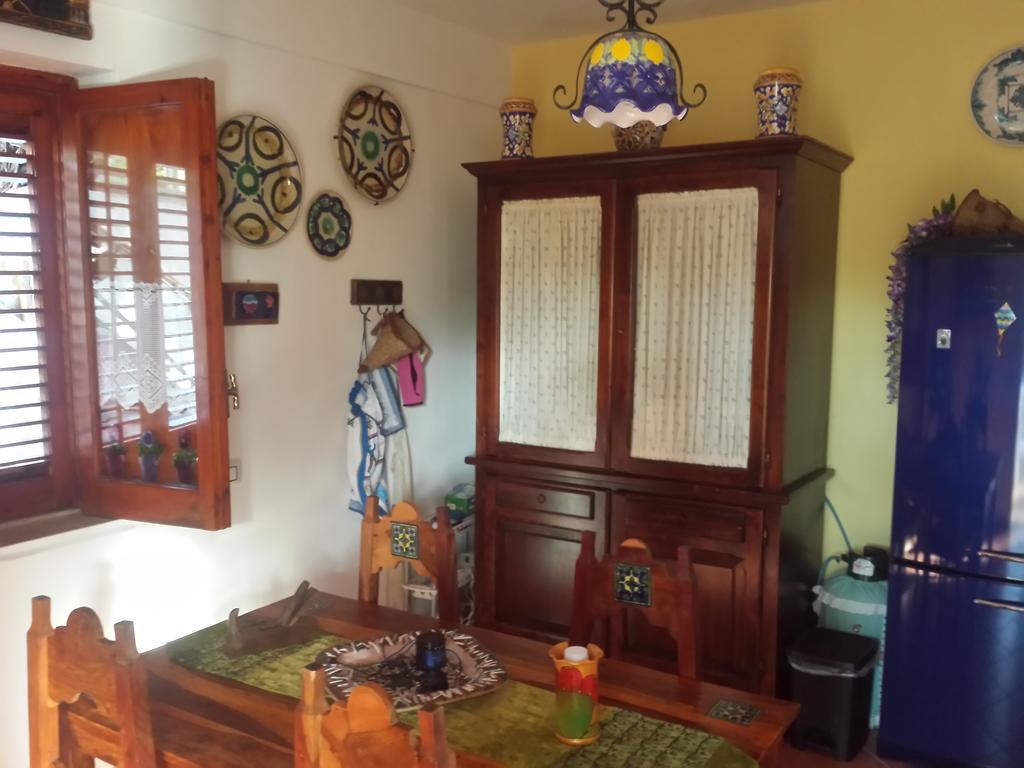 דירות מונדלו Casa Perciata - Locazione Turistica מראה חיצוני תמונה